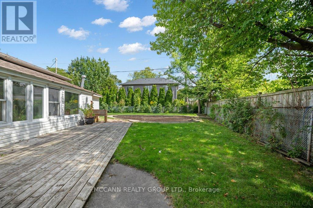 7 Carswell Place, Toronto, Ontario  M9R 3K6 - Photo 36 - W12392495