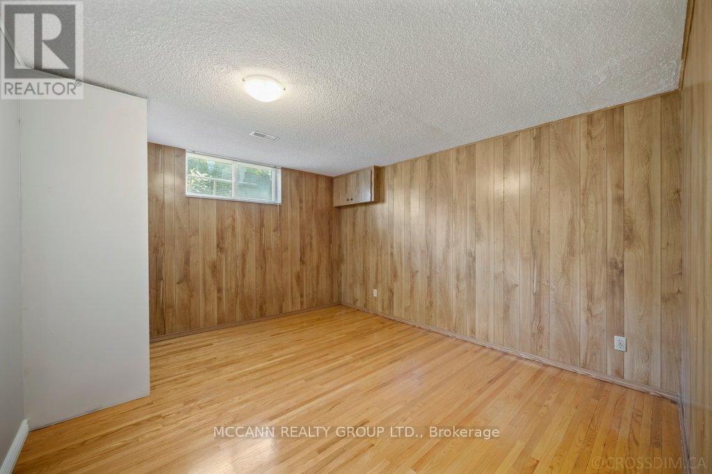 7 Carswell Place, Toronto, Ontario  M9R 3K6 - Photo 28 - W12392495