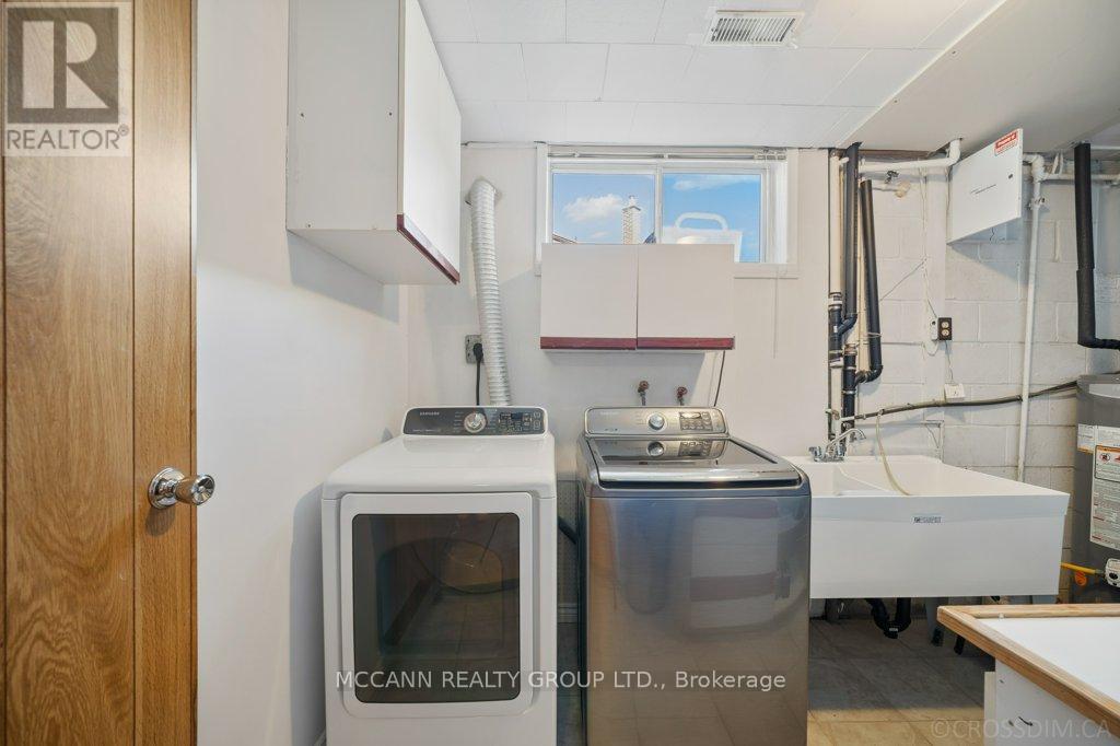 7 Carswell Place, Toronto, Ontario  M9R 3K6 - Photo 31 - W12392495