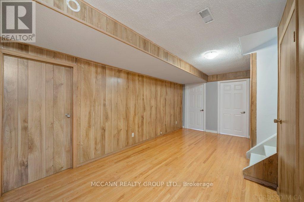 7 Carswell Place, Toronto, Ontario  M9R 3K6 - Photo 26 - W12392495