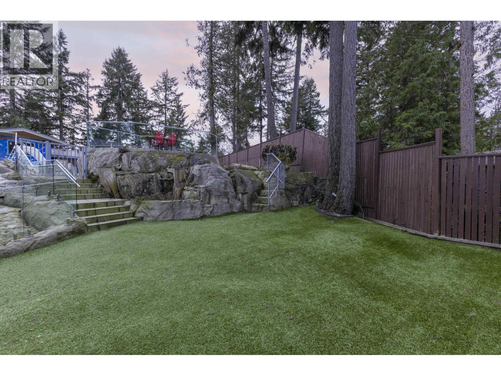 Property at 3722 SOUTHRIDGE PLACE image 5