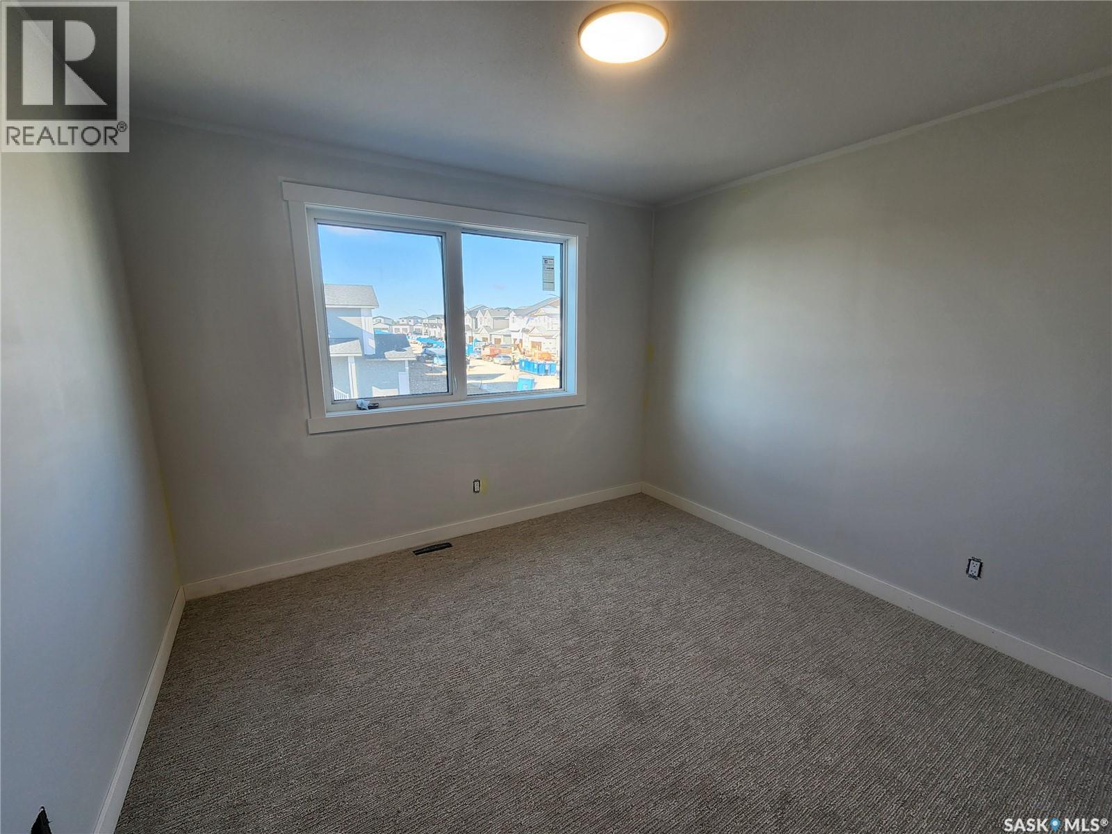 423 Doran Crescent, Saskatoon, Saskatchewan  S7V 1W2 - Photo 6 - SK007205
