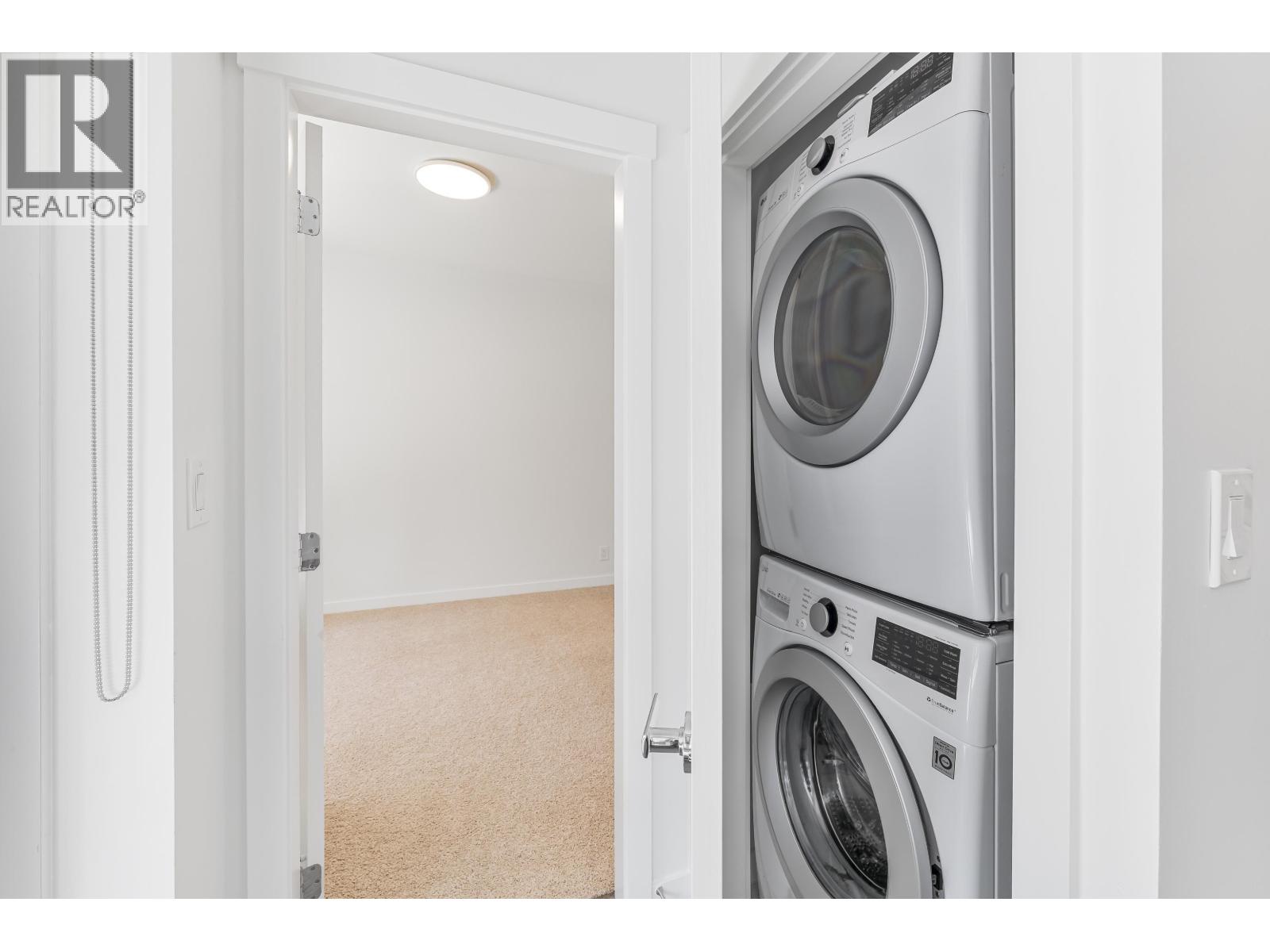 201 3533 Ross Drive, Vancouver, British Columbia  V6S 0L3 - Photo 11 - R3044536