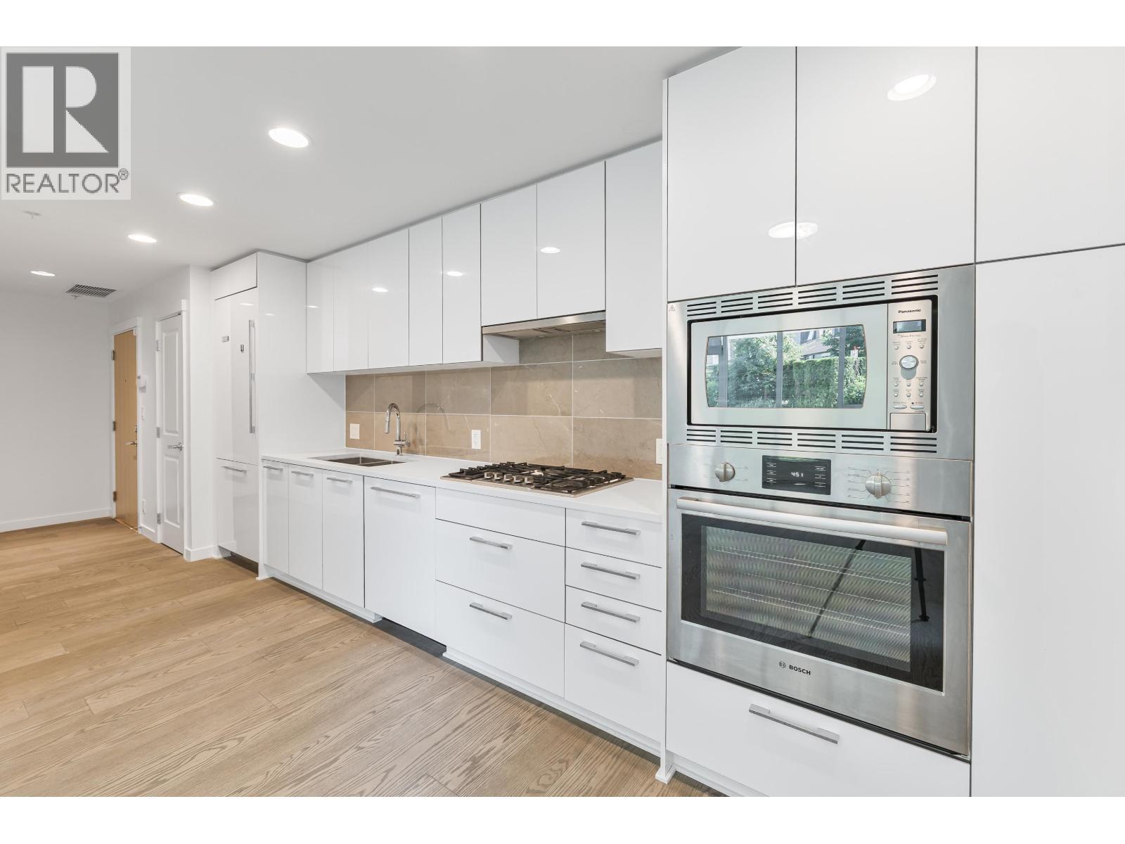 201 3533 Ross Drive, Vancouver, British Columbia  V6S 0L3 - Photo 9 - R3044536