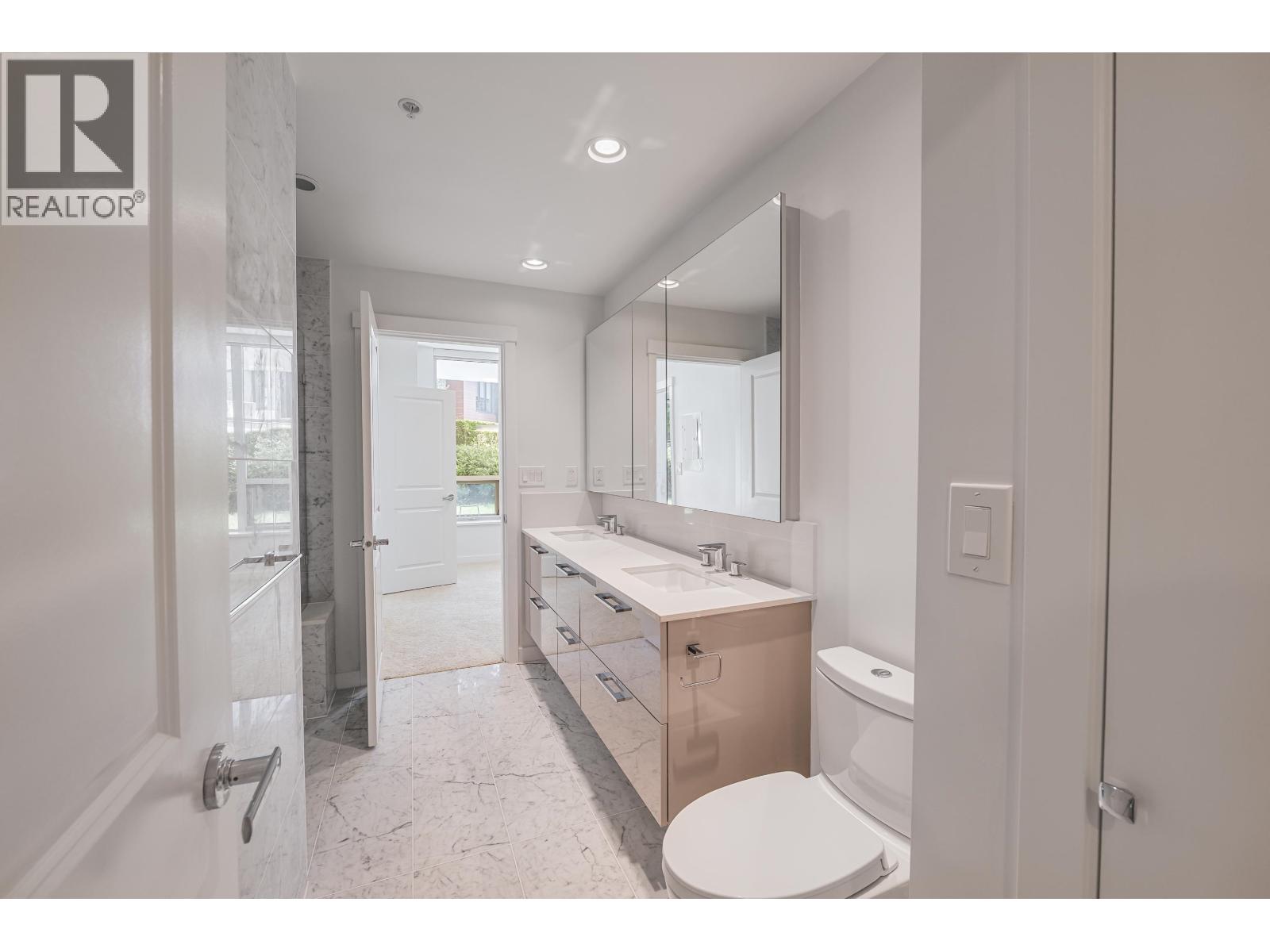 201 3533 Ross Drive, Vancouver, British Columbia  V6S 0L3 - Photo 5 - R3044536