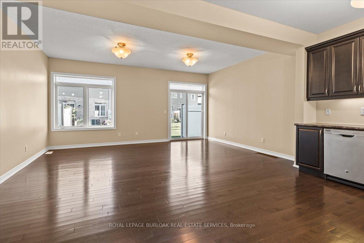 63 - 80 Willow Street, Brant (Paris), Ontario  N3L 2K6 - Photo 7 - X12392813