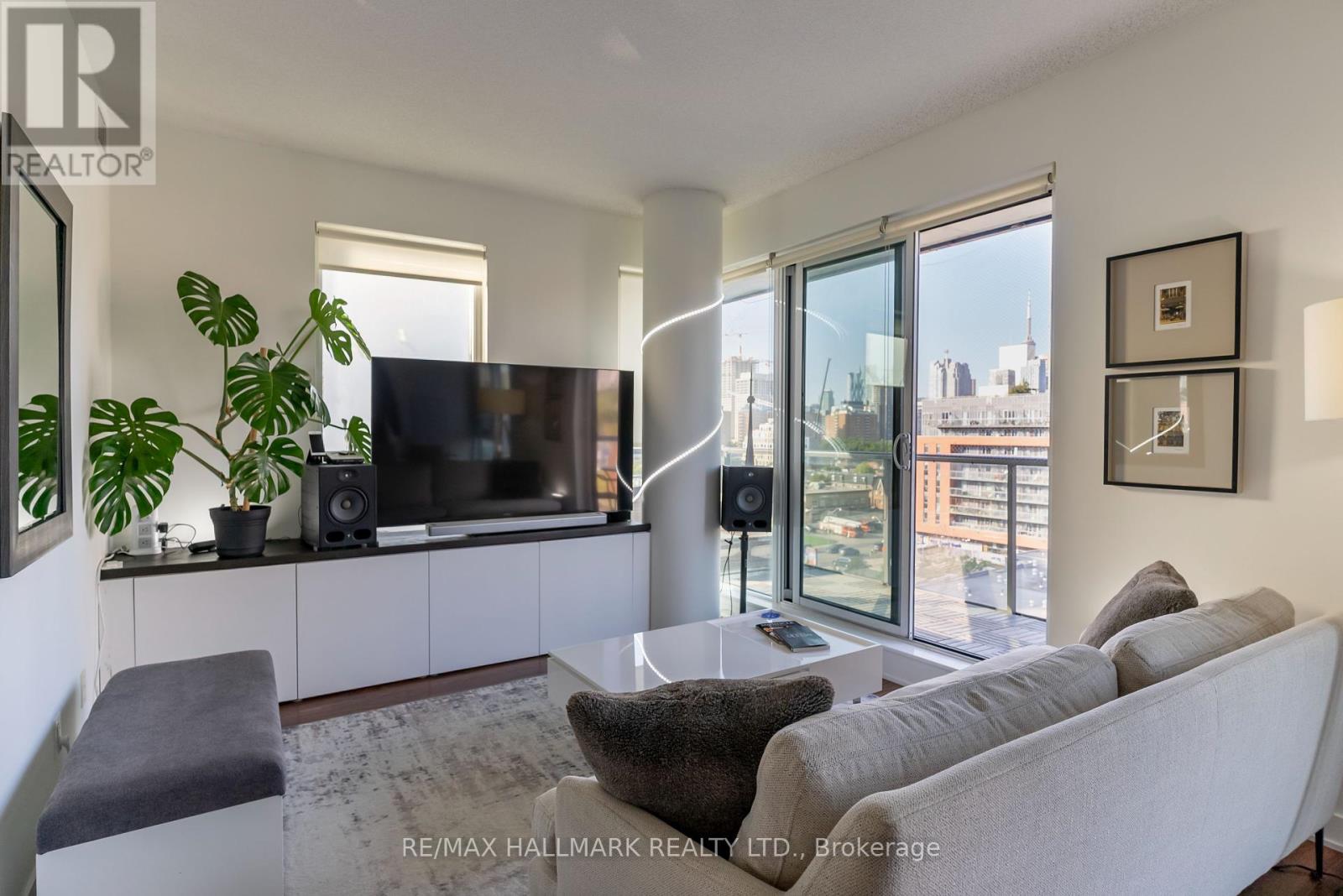 813 - 260 Sackville Street, Toronto (Regent Park), Ontario  M5A 0B3 - Photo 10 - C12392857