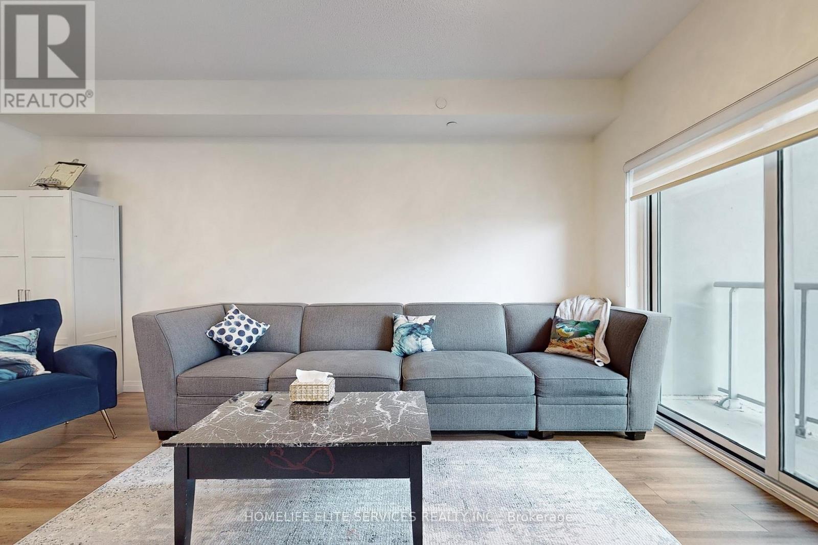 210 - 2152 Lawrence Avenue E, Toronto (Wexford-Maryvale), Ontario  M1R 0B5 - Photo 11 - E12392885