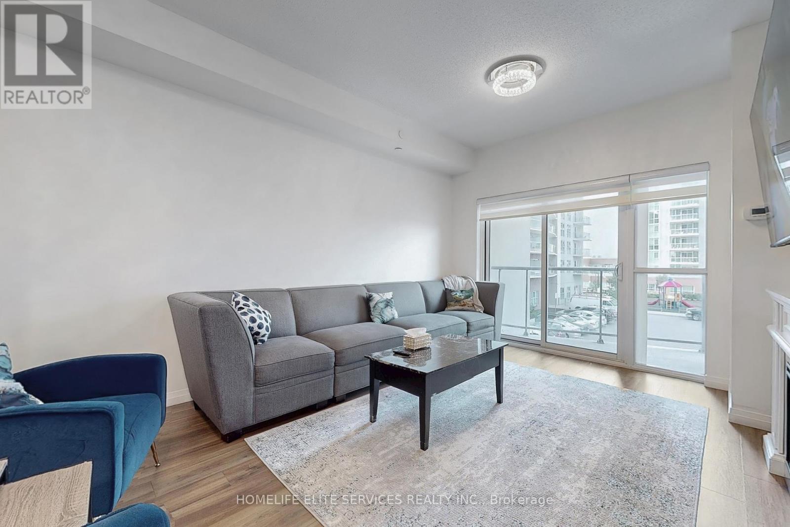 210 - 2152 Lawrence Avenue E, Toronto (Wexford-Maryvale), Ontario  M1R 0B5 - Photo 8 - E12392885