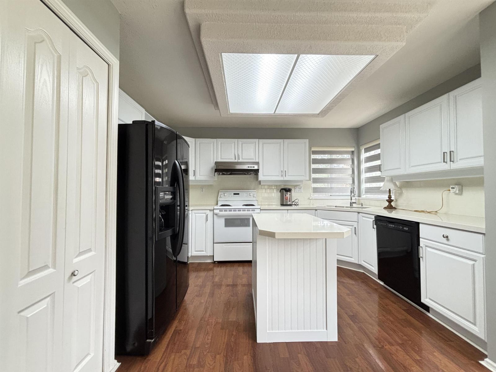 10924 160 Street, Surrey, British Columbia  V4N 1J5 - Photo 6 - R3045759