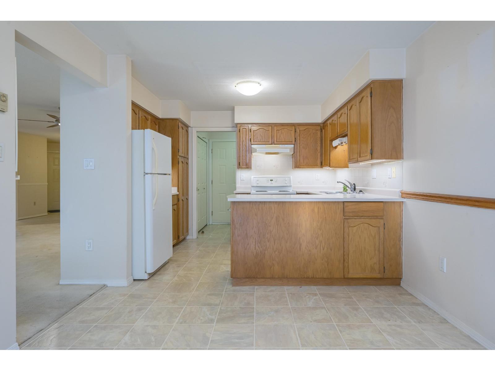 35 19797 64 Avenue, Langley, British Columbia  V2Y 1G9 - Photo 11 - R3045639