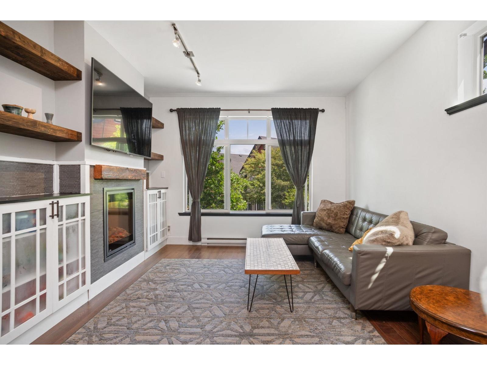 32 6299 144 Street, Surrey, British Columbia  V3X 1A2 - Photo 2 - R3045733