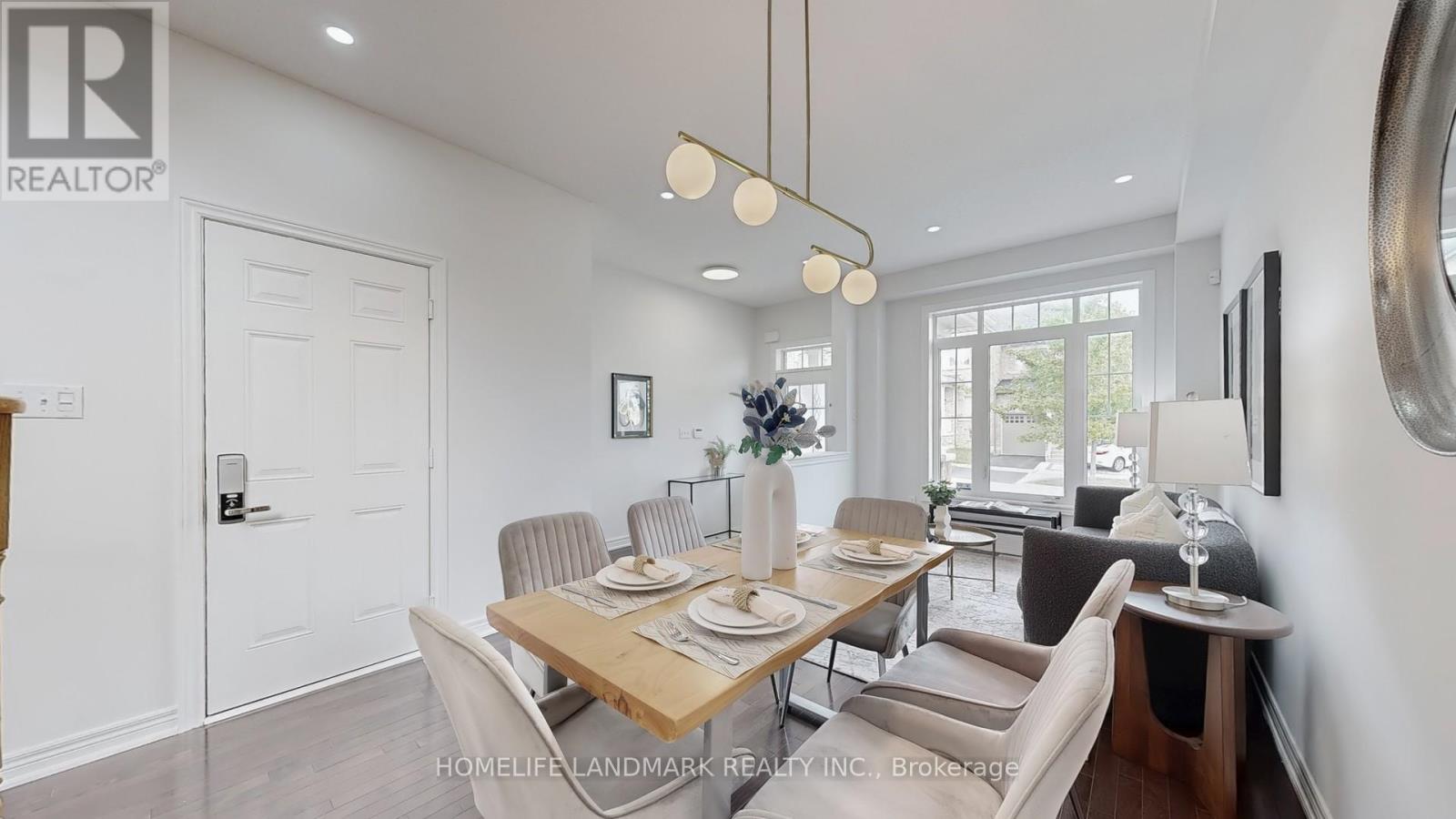 16 Percy Stover Drive, Markham (Berczy), Ontario  L6C 0V9 - Photo 5 - N12392871
