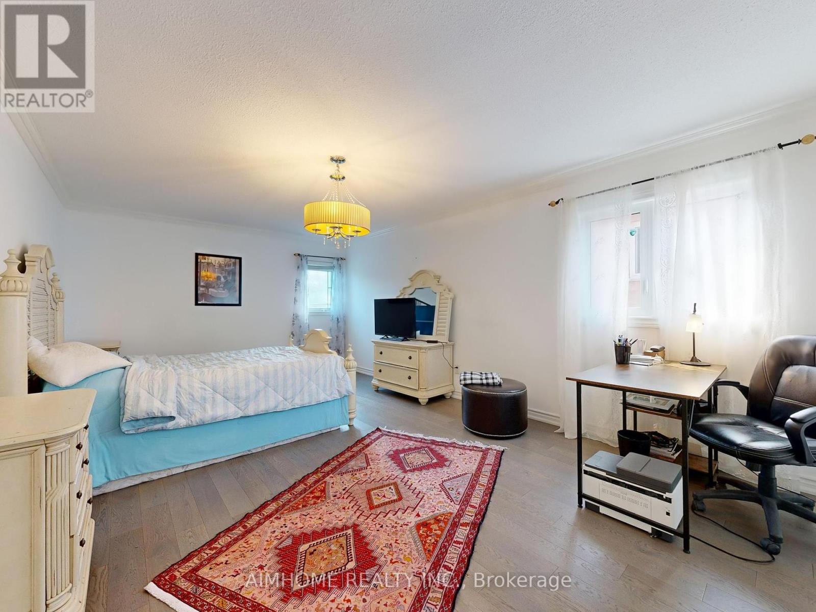 342 Savage Road, Newmarket, Ontario  L3X 1S4 - Photo 22 - N12392888