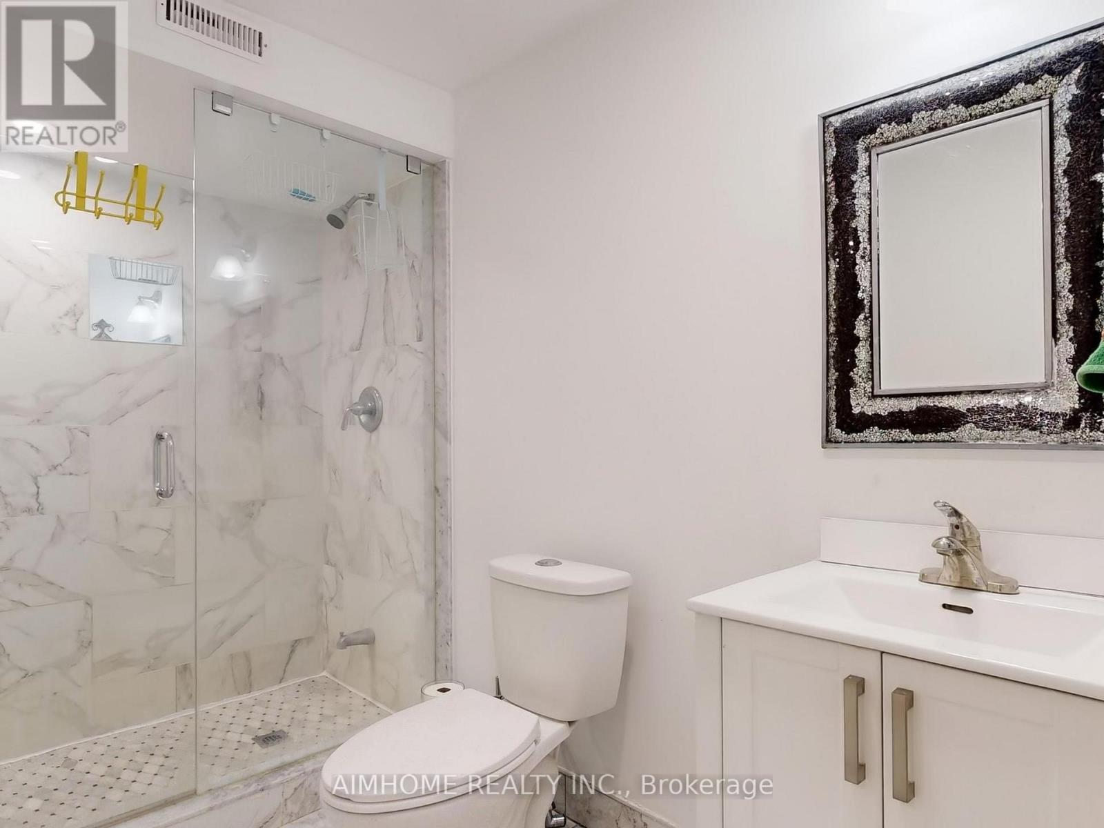 342 Savage Road, Newmarket, Ontario  L3X 1S4 - Photo 37 - N12392888