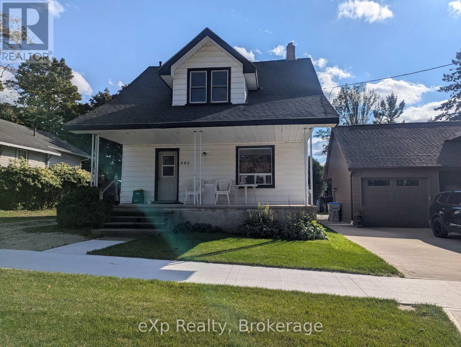 440 Binning Street W, North Perth, Ontario  N4W 1G8 - Photo 2 - X12392931