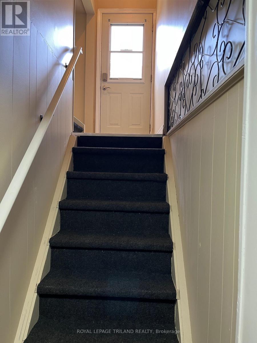 1683 Hansuld Street, London East (East H), Ontario  N5V 1Y6 - Photo 14 - X12392918
