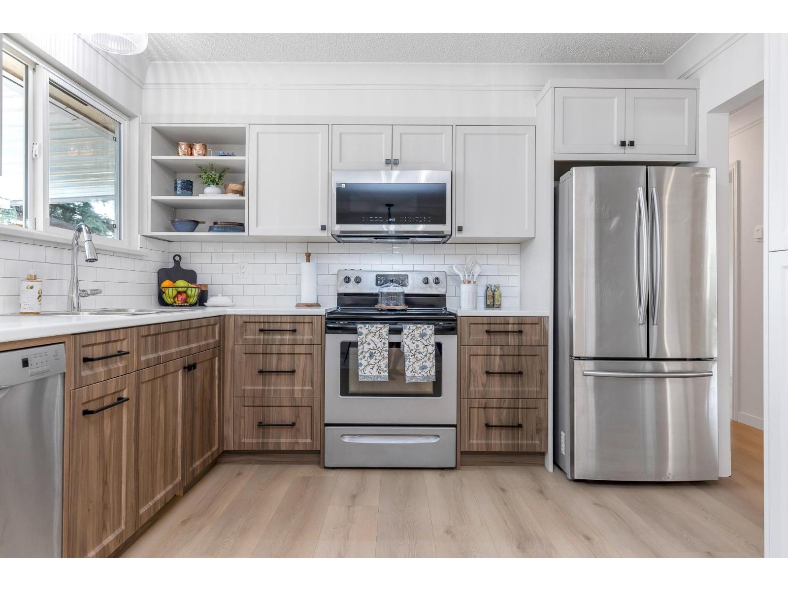 7970 Burdock Street, Mission, British Columbia  V2V 4Y1 - Photo 2 - R3044749