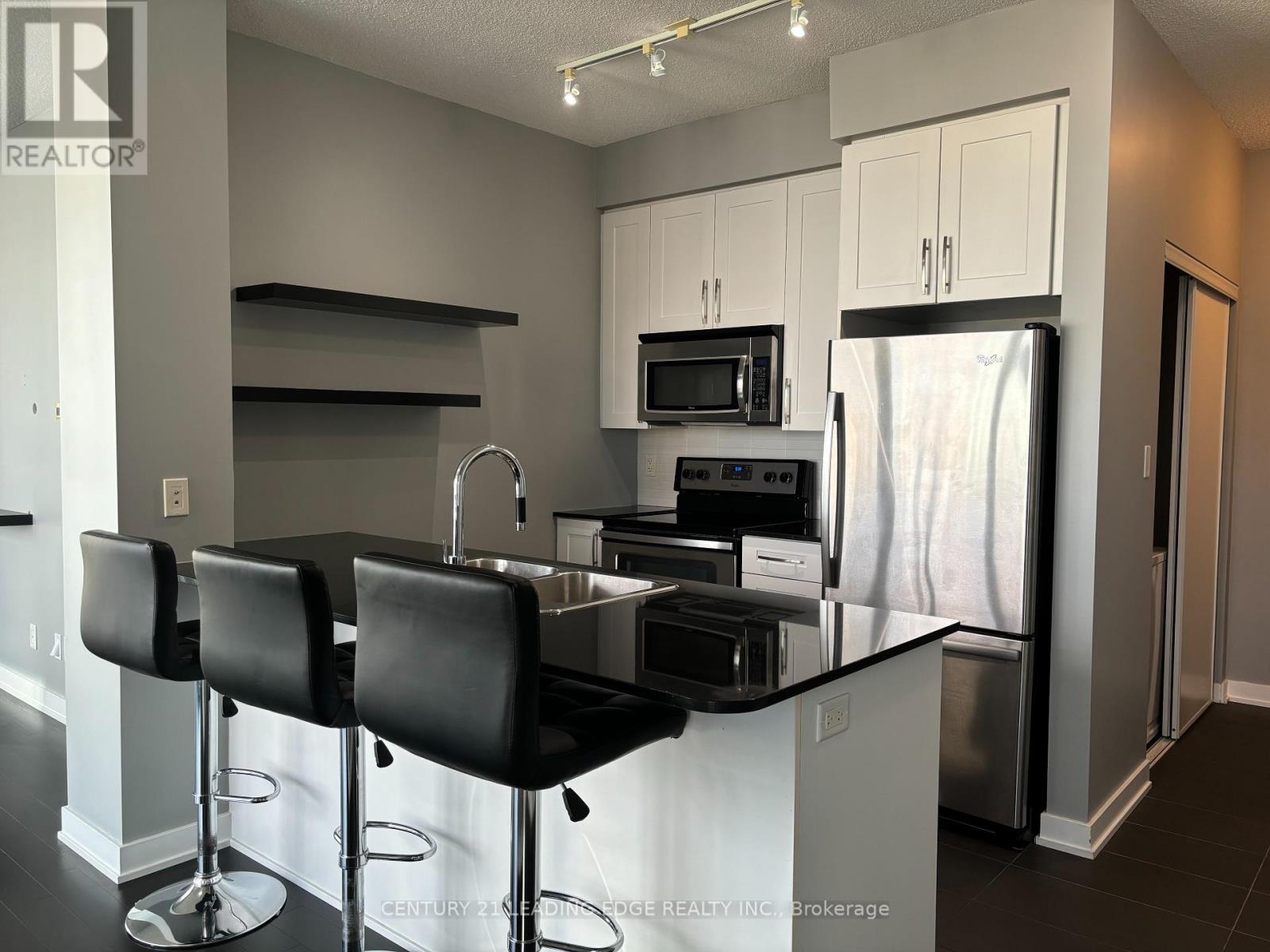 2902 - 4065 Brickstone Mews, Mississauga, Ontario  L5B 0G3 - Photo 5 - W12392887