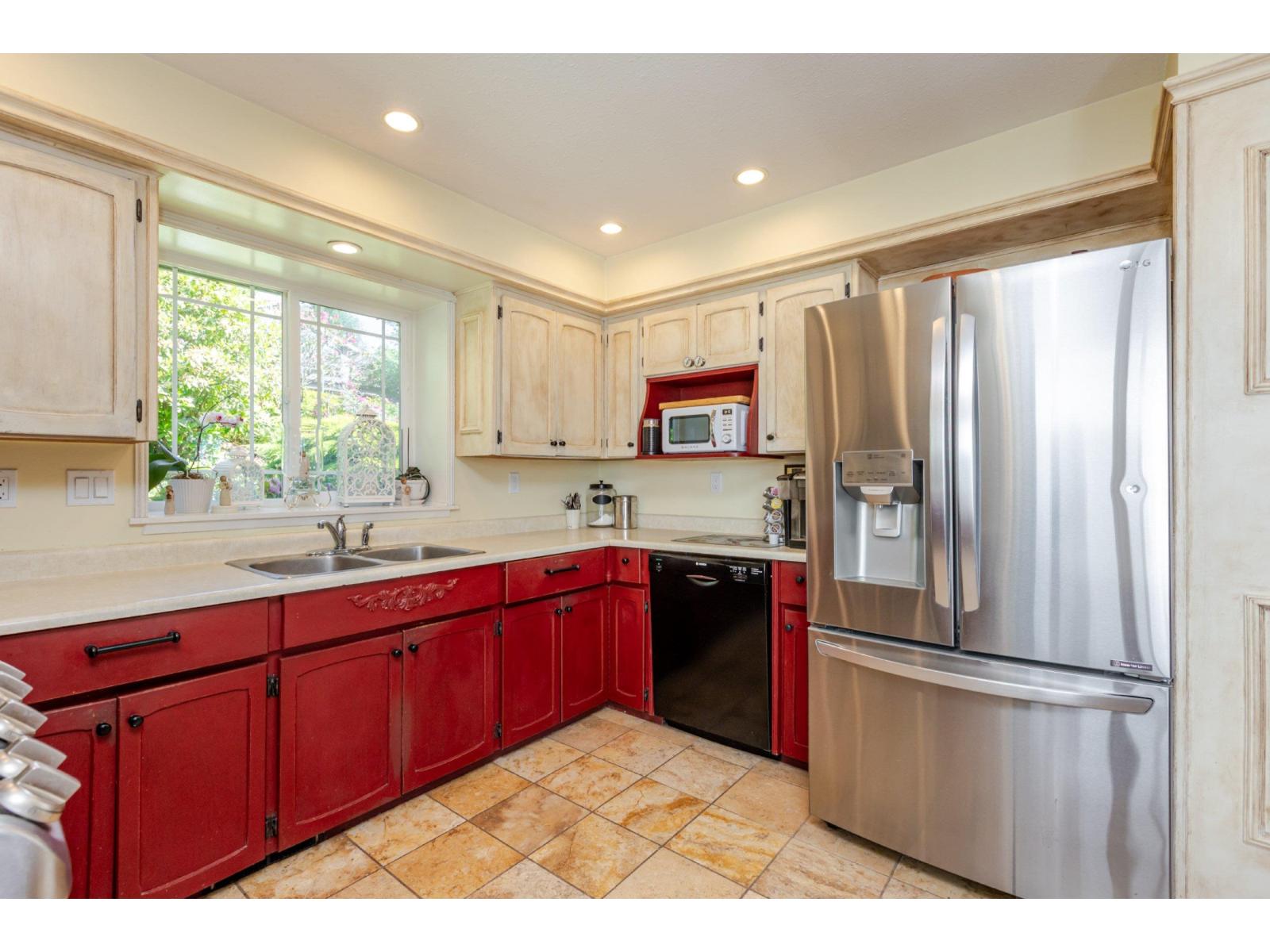 35210 Rockwell Drive, Abbotsford, British Columbia  V3G 2C9 - Photo 11 - R3045408