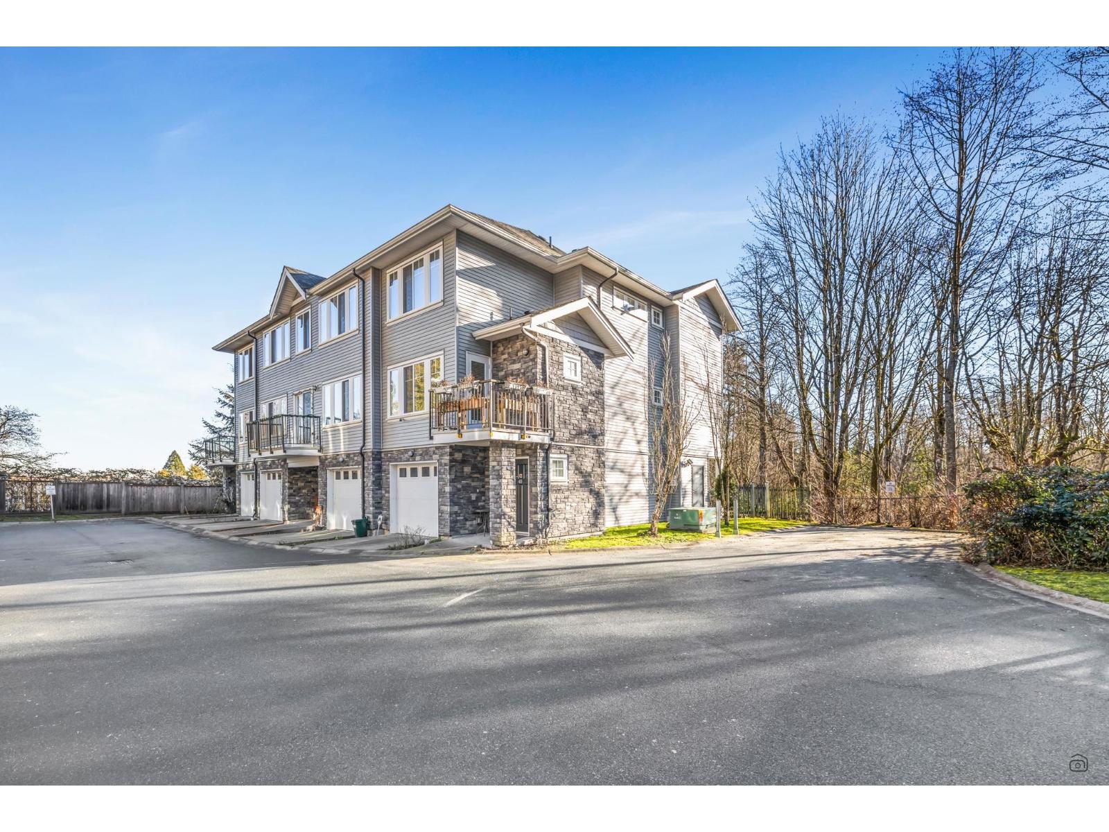 41 13864 Hyland Road, Surrey, British Columbia  V3W 2C3 - Photo 3 - R3041726