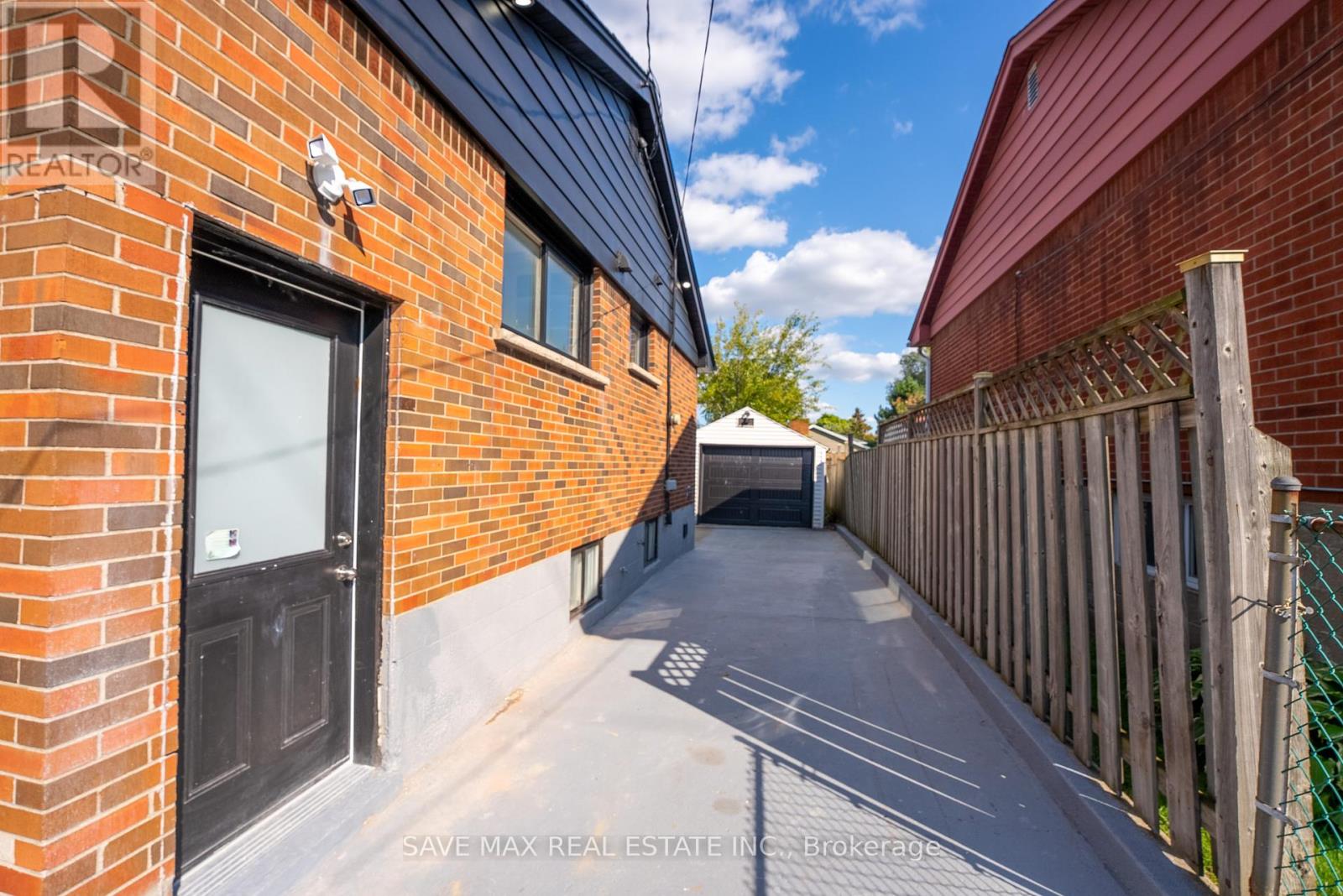441 West 5th Street, Hamilton, Ontario  L9C 3P5 - Photo 27 - X12392866