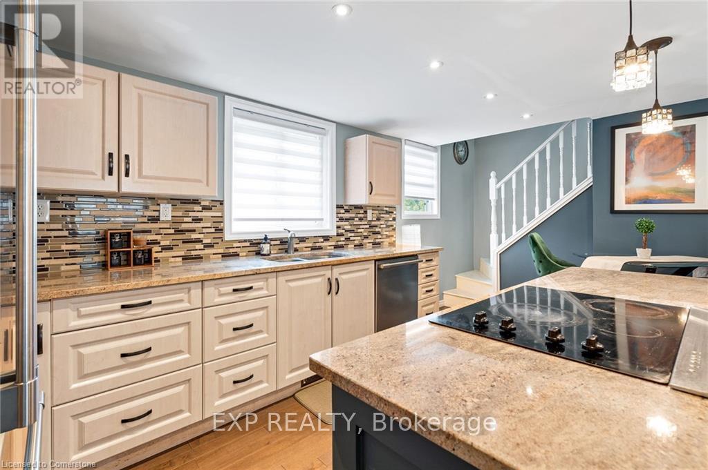 70 Jarrow Road, St. Catharines, Ontario  L2M 1B6 - Photo 6 - X12392867