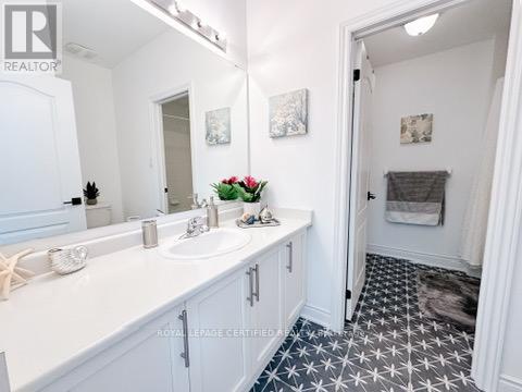 106 Marina Village Drive, Georgian Bay, Ontario  L0K 1S0 - Photo 31 - X12392883