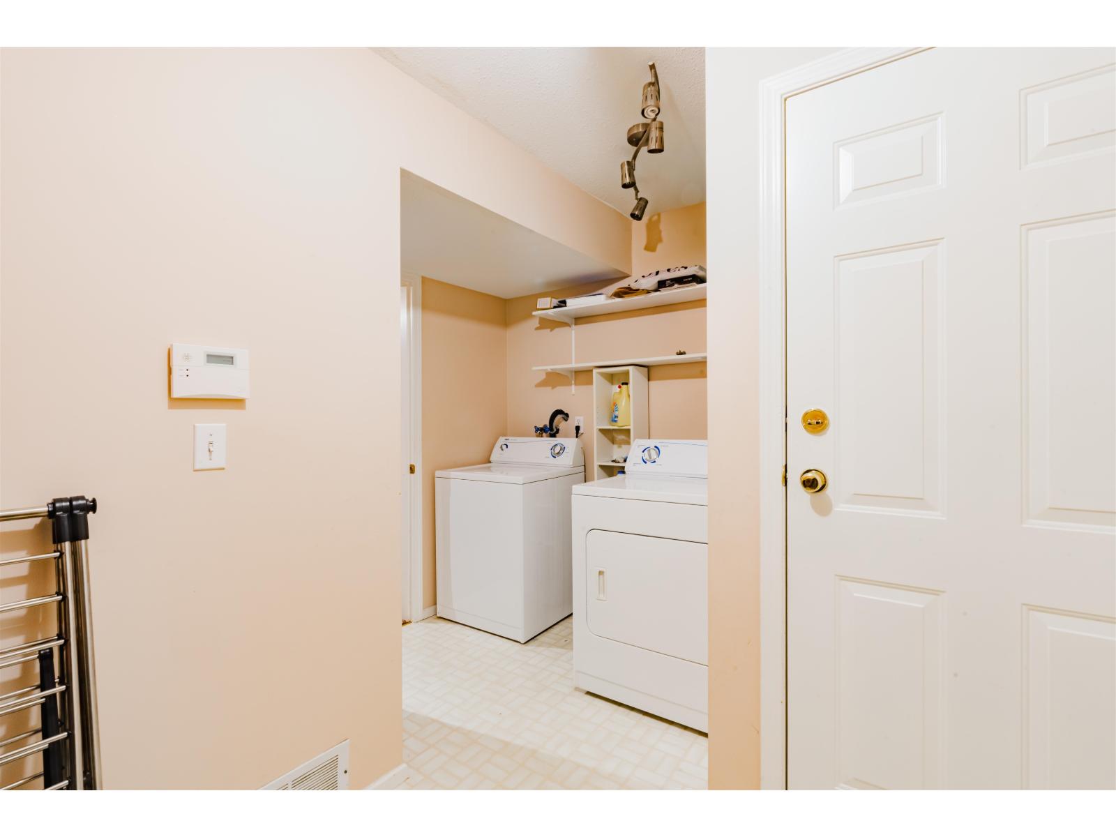 9 7140 132 Street, Surrey, British Columbia  V3W 1J5 - Photo 15 - R3045380
