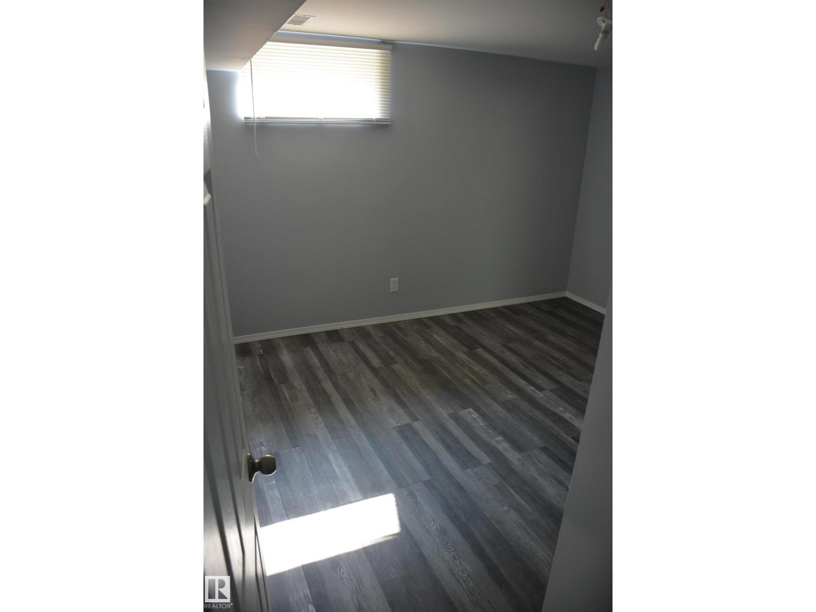 5506 56 St, Barrhead, Alberta  T7N 1C6 - Photo 19 - E4456949