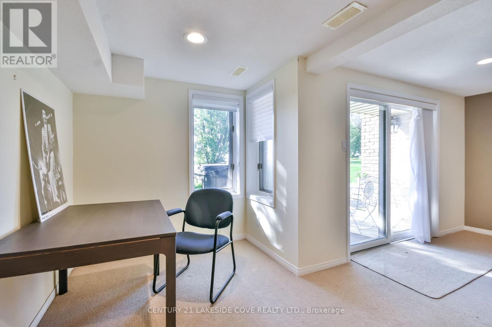 96 Bayshore Drive, Ramara (Brechin), Ontario  L0K 1B0 - Photo 34 - S12384994
