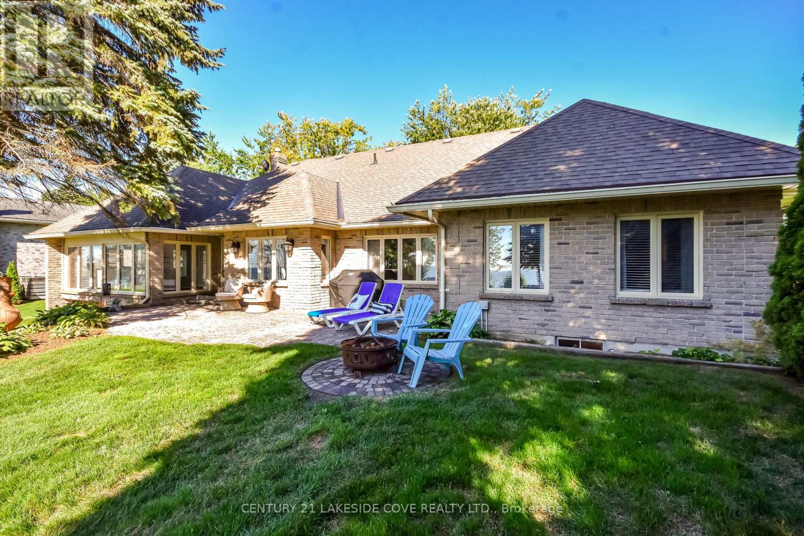 96 Bayshore Drive, Ramara (Brechin), Ontario  L0K 1B0 - Photo 44 - S12384994