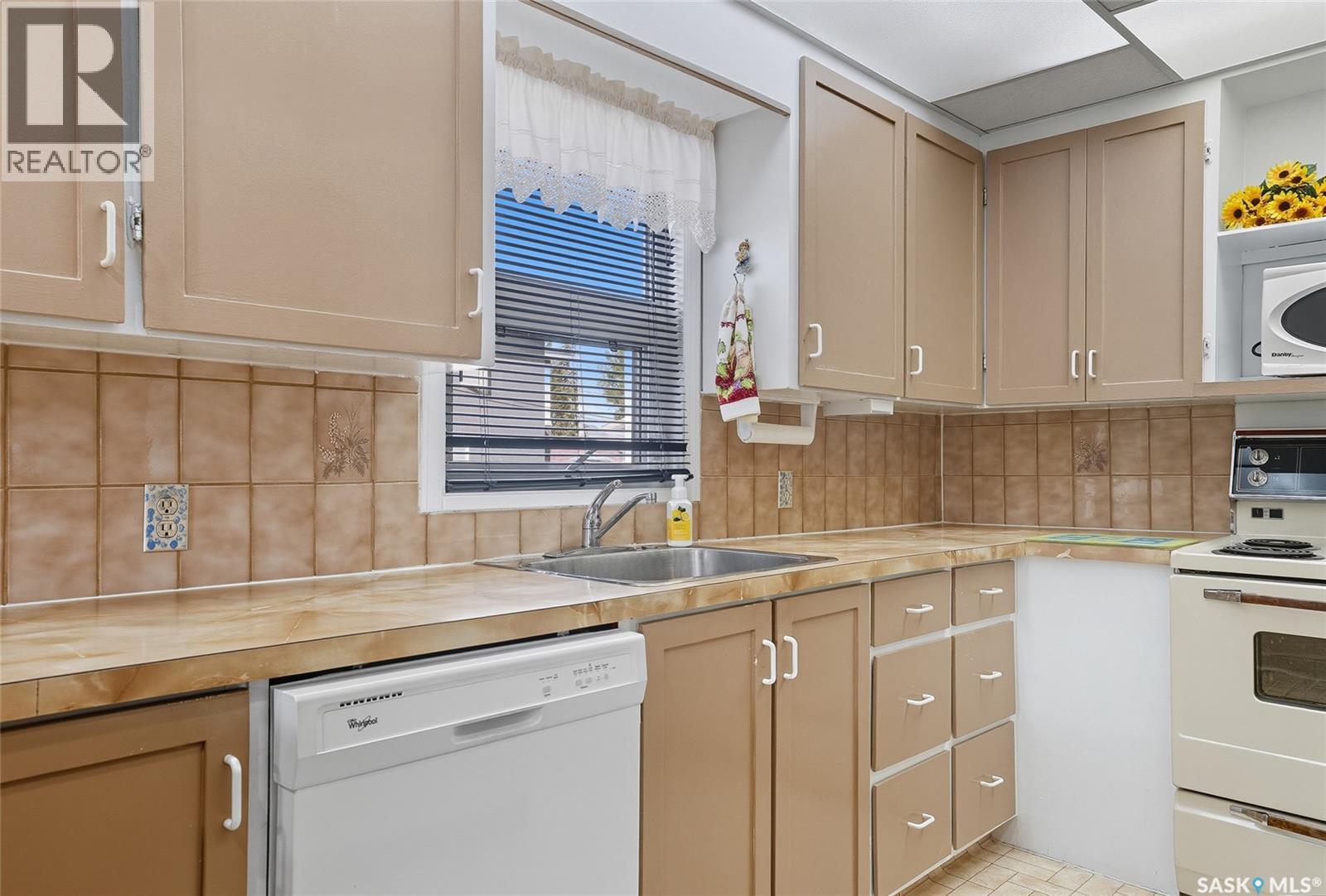 304 110th Street W, Saskatoon, Saskatchewan  S7N 1S3 - Photo 10 - SK017909
