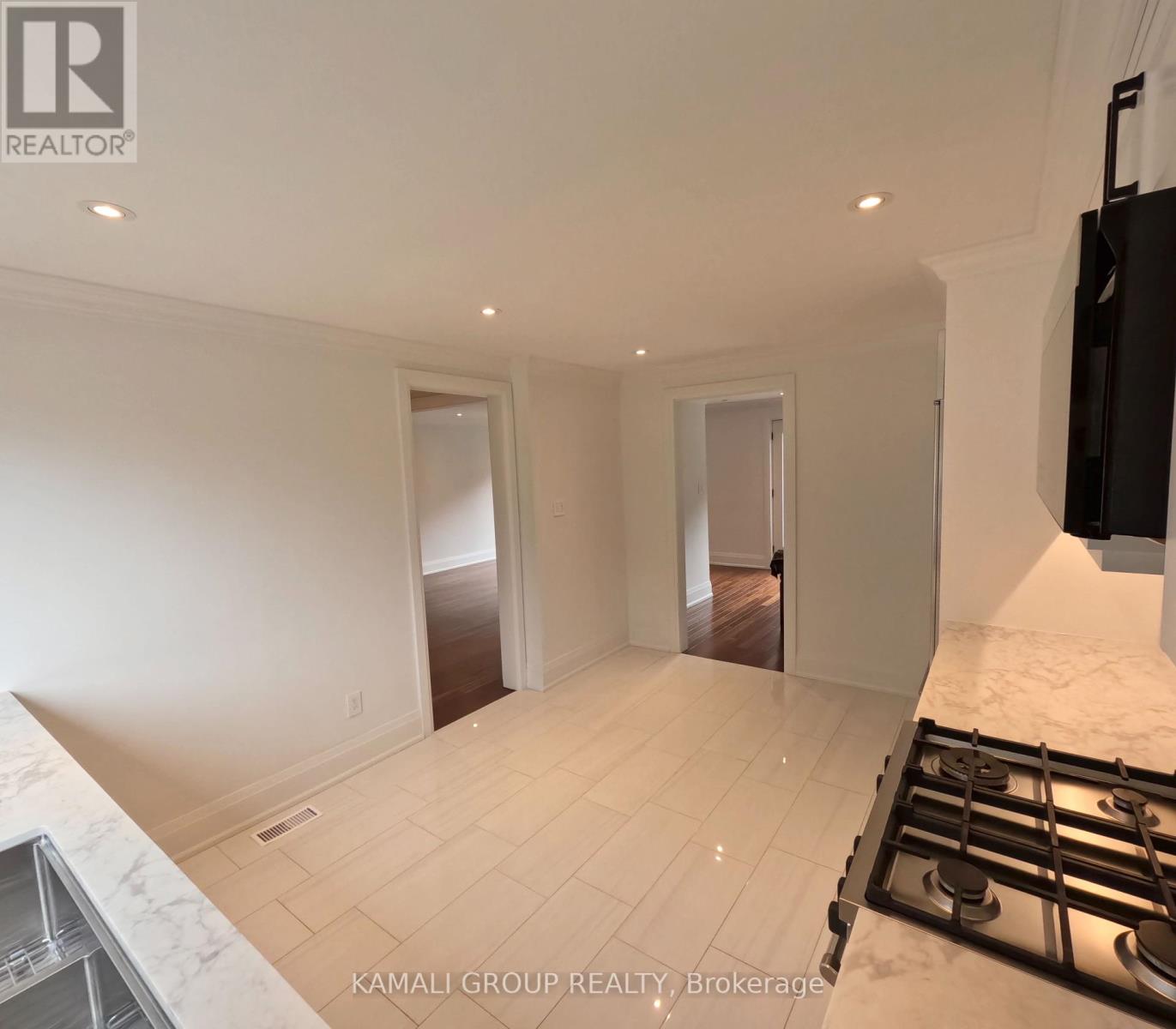 77 Hove Street, Toronto, Ontario  M3H 4Z2 - Photo 8 - C12392900