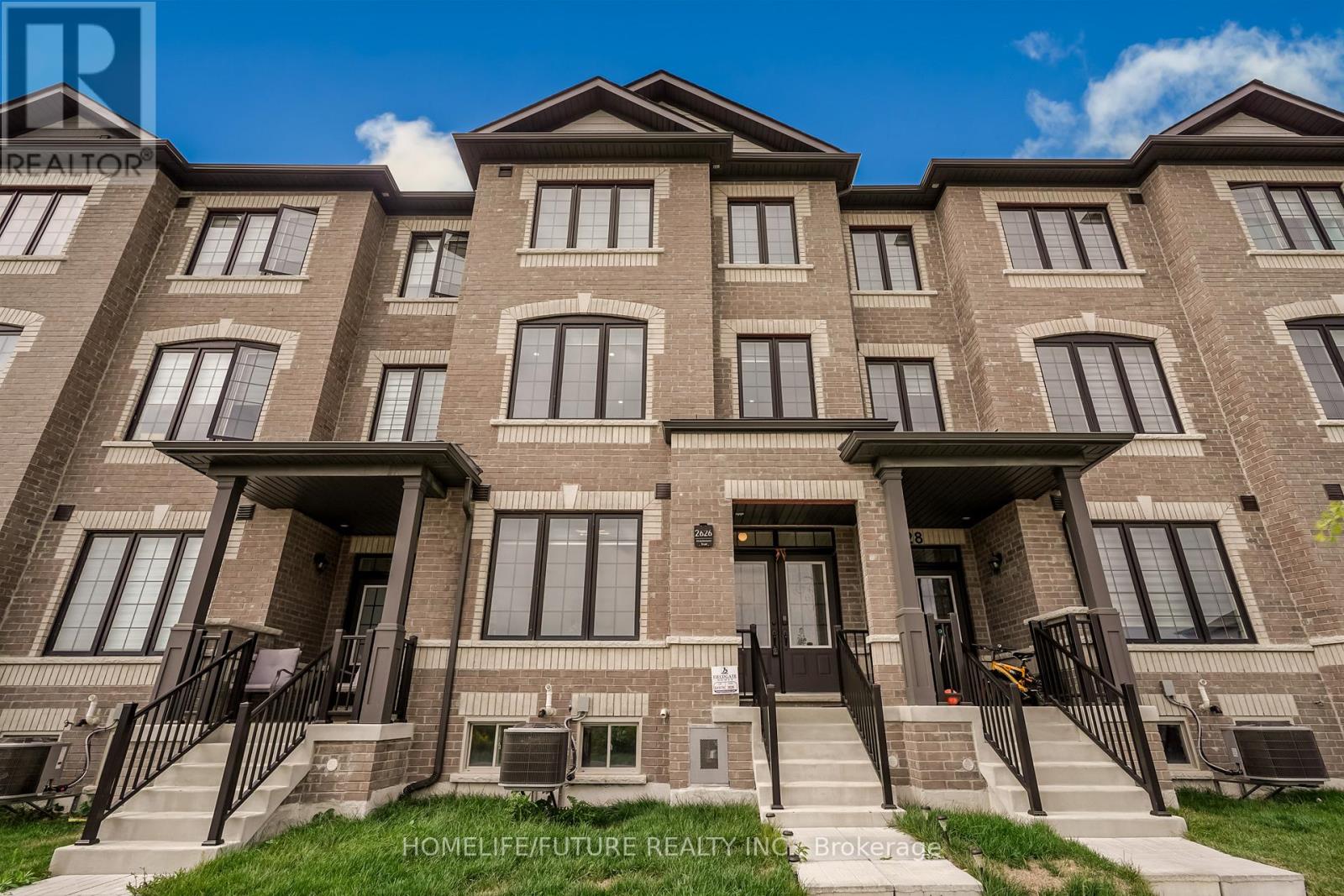 2626 Delphinium Trail, Pickering, Ontario  L1X 0M1 - Photo 1 - E12392939