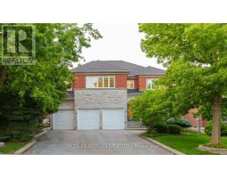 82 Woodstone Avenue, Richmond Hill (Devonsleigh), Ca