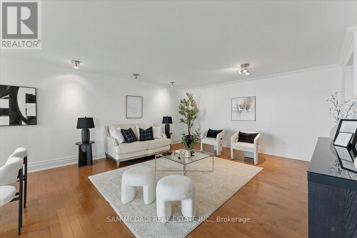 1605 - 2045 Lake Shore Boulevard W, Toronto, Ontario  M8V 2Z6 - Photo 5 - W12392910