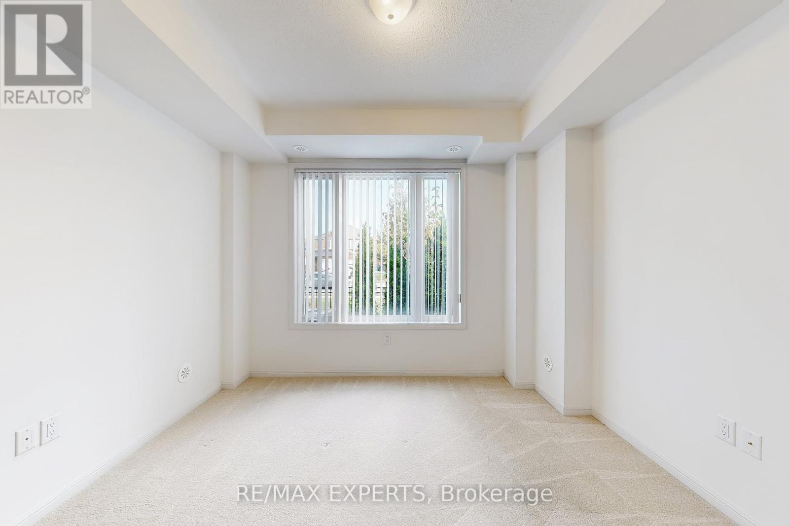 33 - 250 Sunny Meadow Boulevard, Brampton, Ontario  L6R 3Y7 - Photo 17 - W12392946