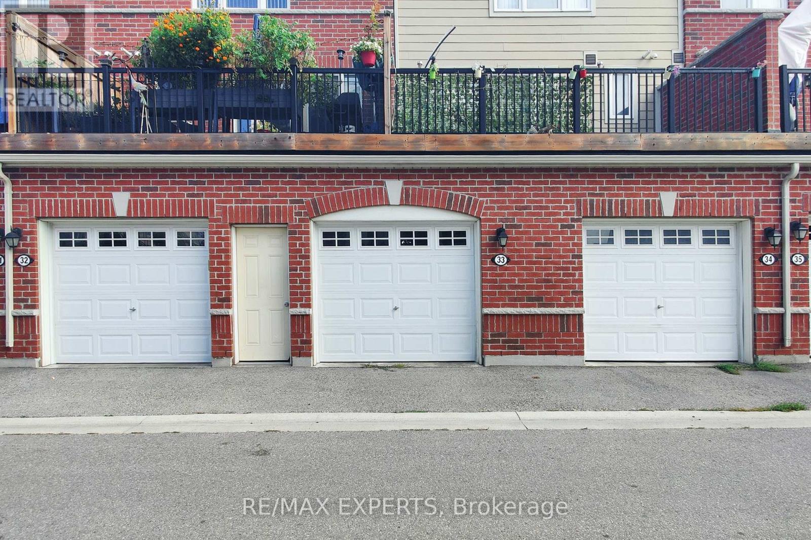 33 - 250 Sunny Meadow Boulevard, Brampton, Ontario  L6R 3Y7 - Photo 24 - W12392946