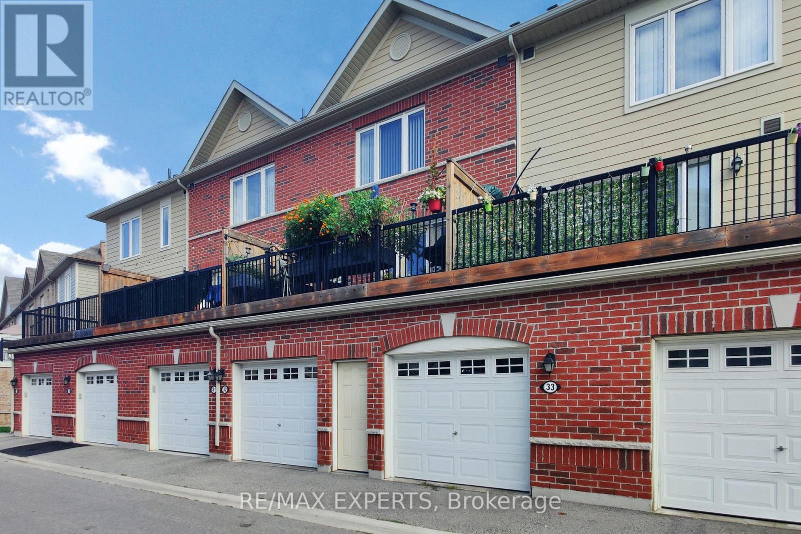 33 - 250 Sunny Meadow Boulevard, Brampton, Ontario  L6R 3Y7 - Photo 26 - W12392946