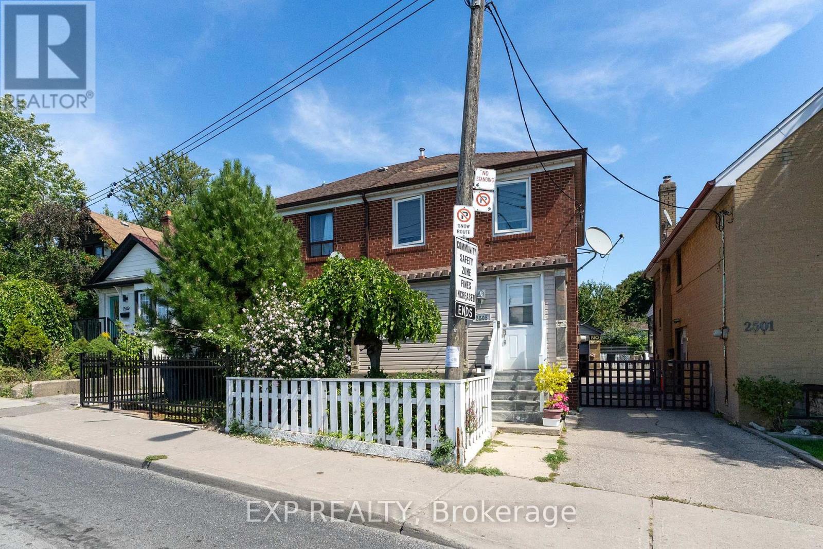2505 Dufferin Street, Toronto, Ontario  M6B 3R3 - Photo 1 - W12392949