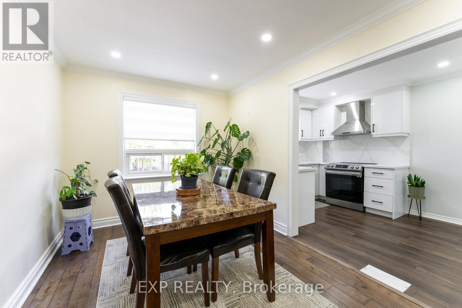2505 Dufferin Street, Toronto, Ontario  M6B 3R3 - Photo 13 - W12392949