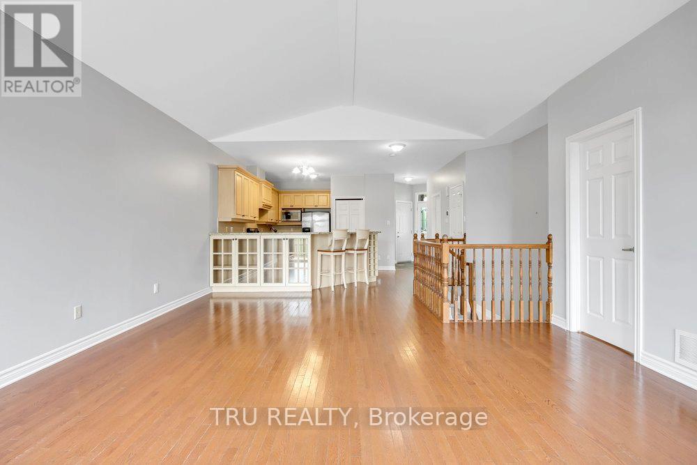 108 Villageview Private, Ottawa, Ontario  K0A 1L0 - Photo 15 - X12392973