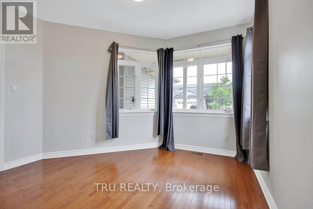 108 Villageview Private, Ottawa, Ontario  K0A 1L0 - Photo 16 - X12392973