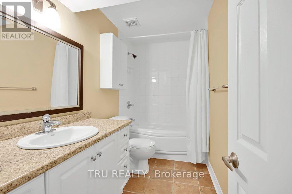 108 Villageview Private, Ottawa, Ontario  K0A 1L0 - Photo 29 - X12392973