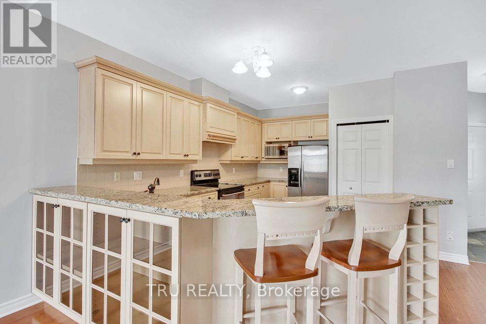 108 Villageview Private, Ottawa, Ontario  K0A 1L0 - Photo 7 - X12392973