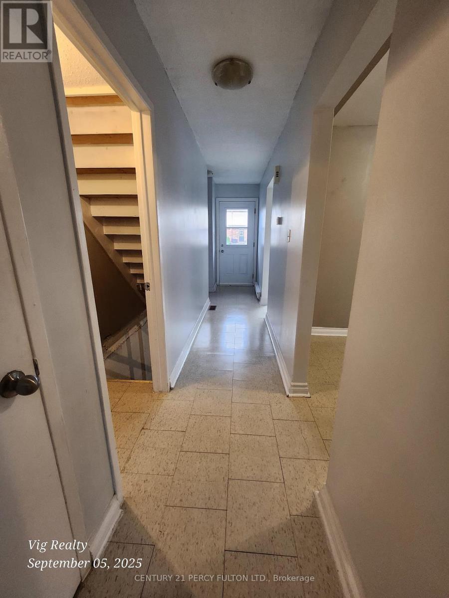 276 - 100 Brownleigh Avenue, Welland, Ontario  L3B 5V8 - Photo 4 - X12392911