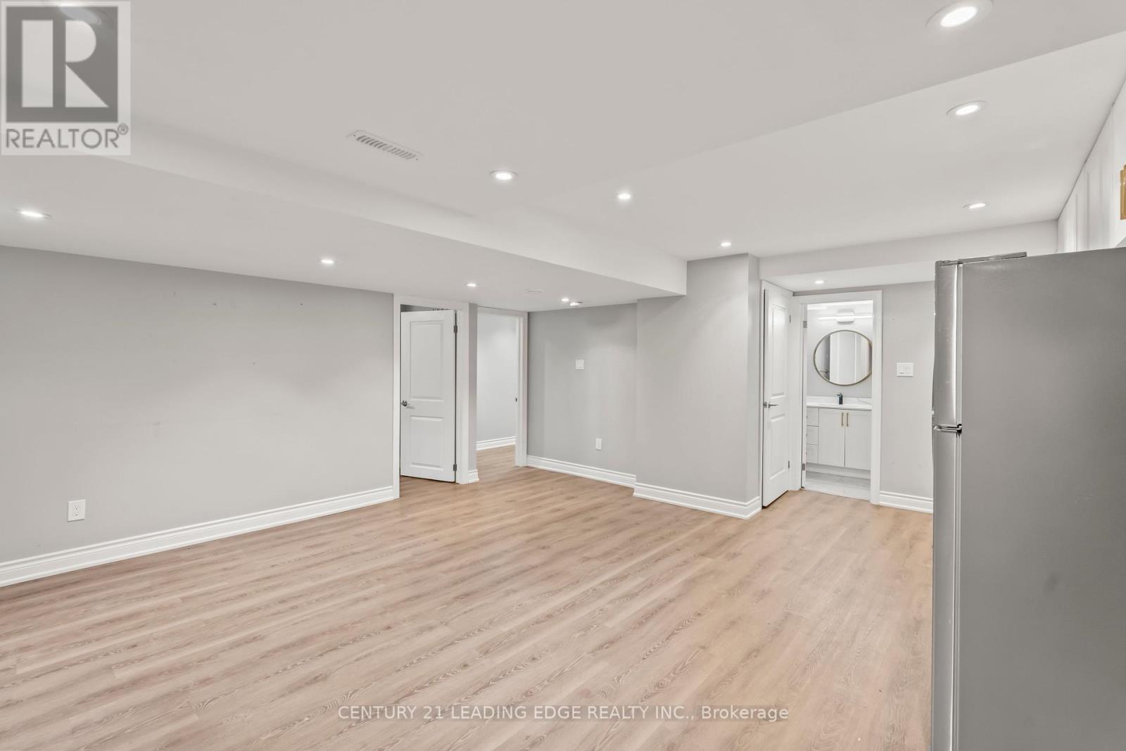 43 William Nador Street, Kitchener, Ontario  N2E 3X8 - Photo 40 - X12392925