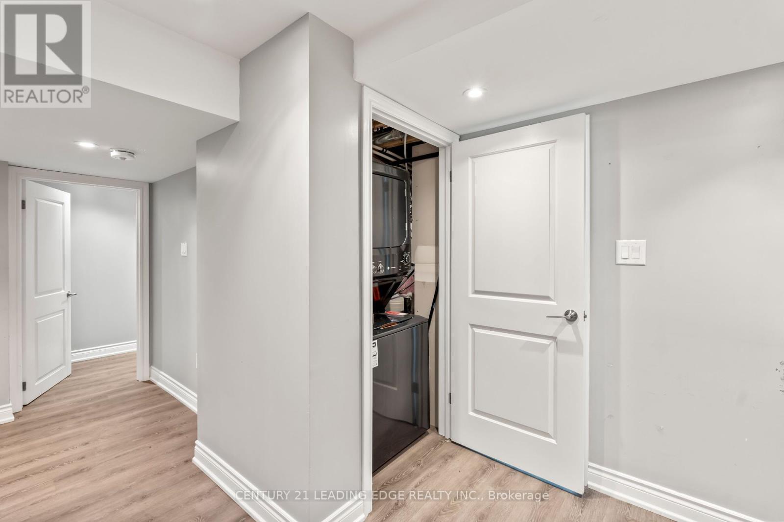 43 William Nador Street, Kitchener, Ontario  N2E 3X8 - Photo 42 - X12392925
