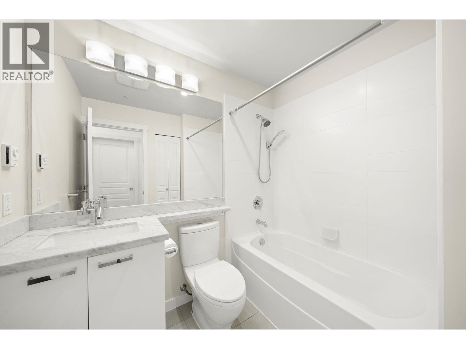 438 9388 Mckim Way, Richmond, British Columbia  V6X 0J7 - Photo 19 - R3045936